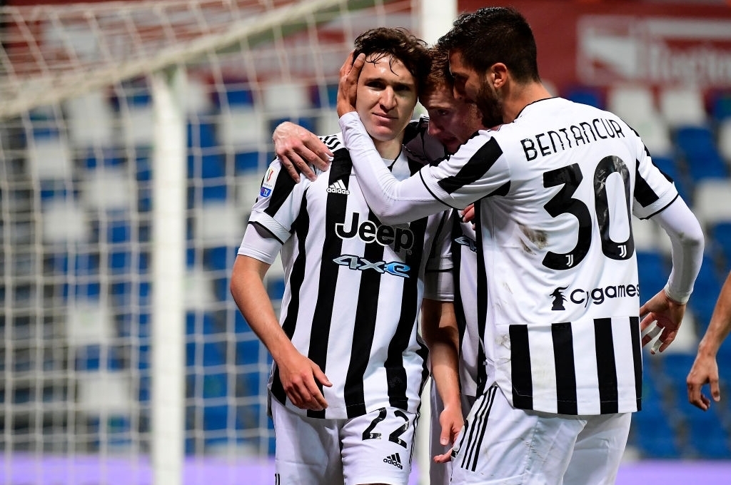 Juventus nghẹt thở đăng quang Coppa Italia