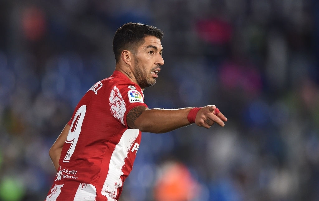 'Người hùng' Suarez giúp Atletico Madrid ngược dòng kịch tính