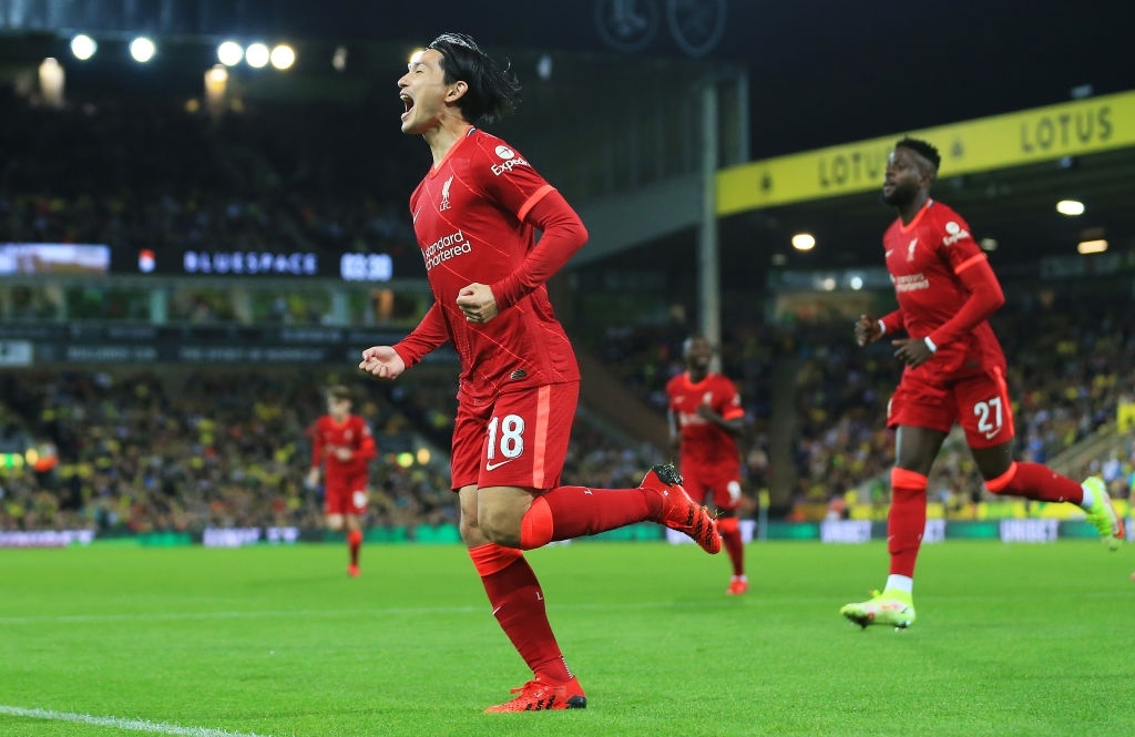 Minamino lập cú đúp giúp Liverpool đại thắng