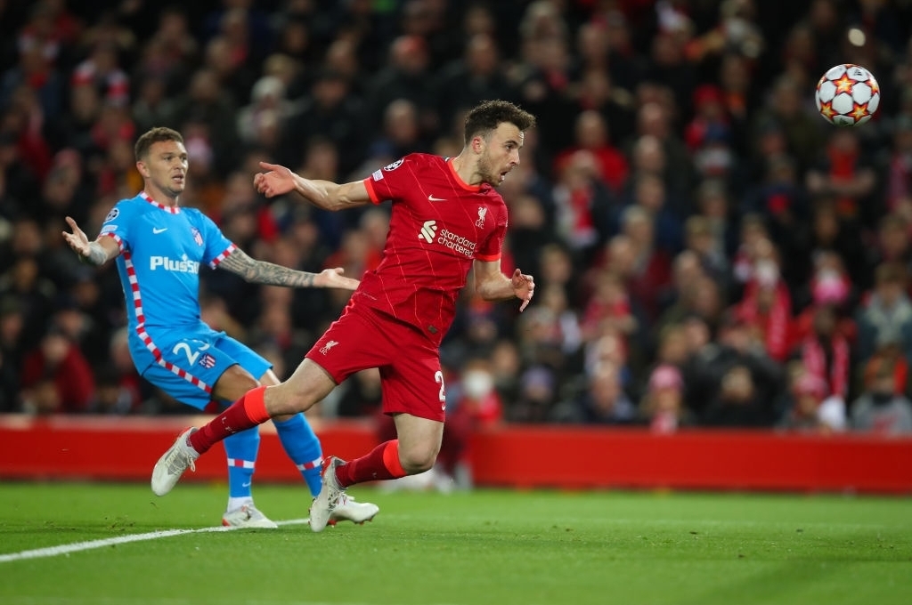 Liverpool lại thắng Atletico ở thế hơn người
