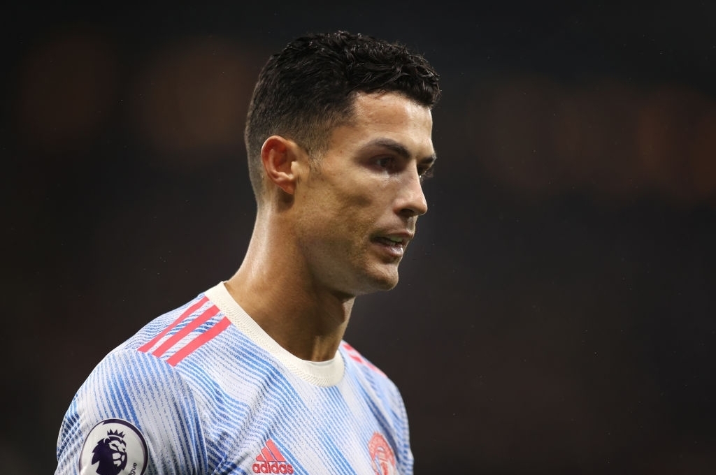 Ronaldo ra tay, MU bất ngờ bổ nhiệm 'HLV thất bại' của Real?