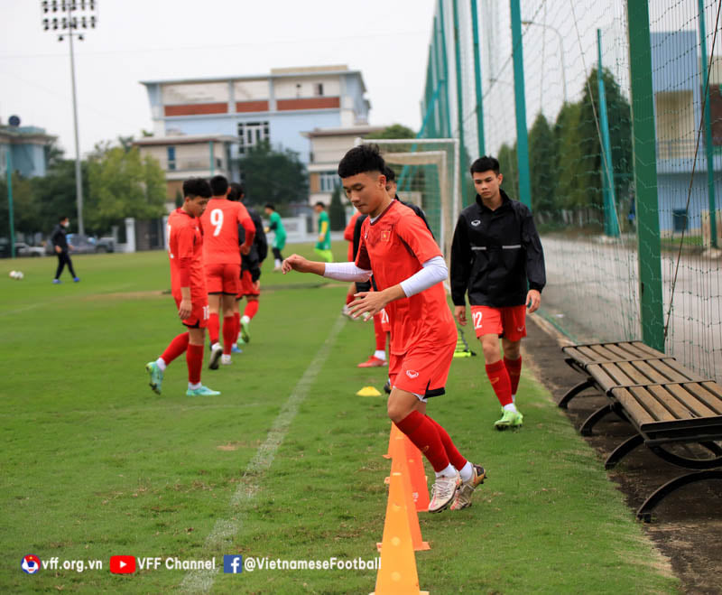 Đàn em Công Phượng, Quang Hải 'luyện công' trước ngày sang châu Âu
