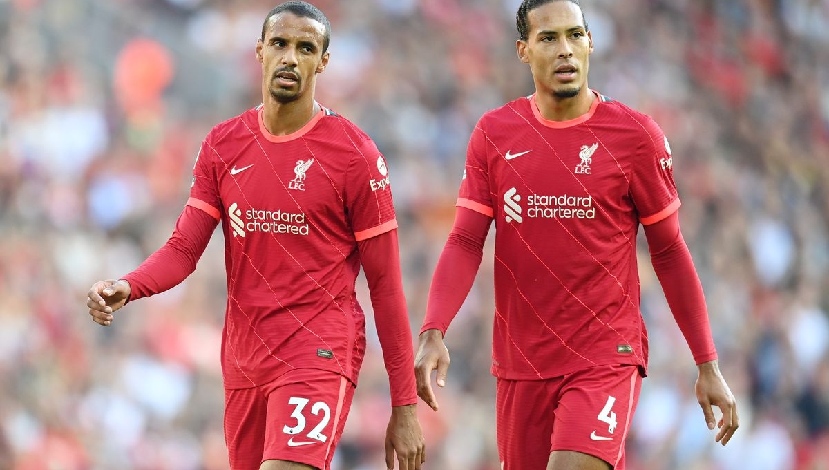 Trung vệ trụ cột chấn thương, Liverpool lại thành ‘bệnh viện’ trước vòng 2 Ngoại hạng Anh