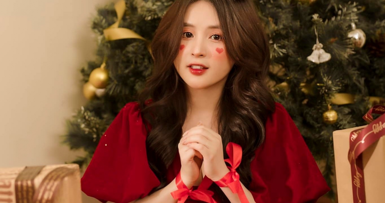 Nữ streamer người Tày cùng fan đón giáng sinh với một bộ ảnh lung linh