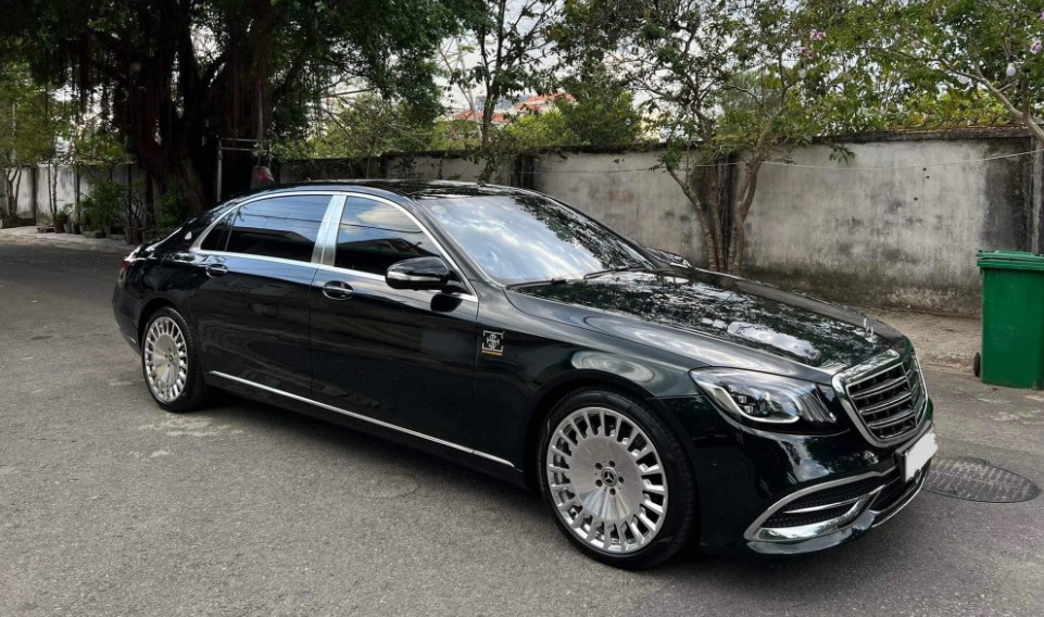 CEO 9x Tống Đông Khuê bán Mercedes-Maybach S450 sau 2 tháng mua tặng vợ