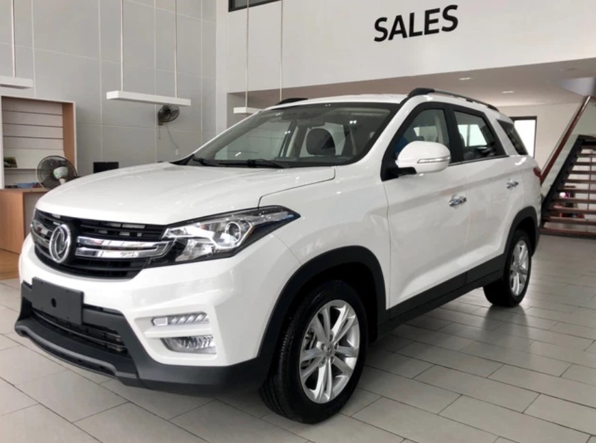 Dongfeng Glory 560 giảm giá mạnh, chỉ còn bằng nửa đối thủ Honda CR-V