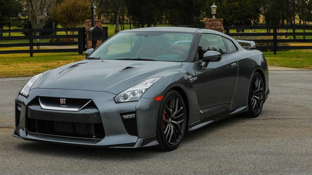 'Quái thú Godzilla' Nissan GT-R sắp bị khai tử