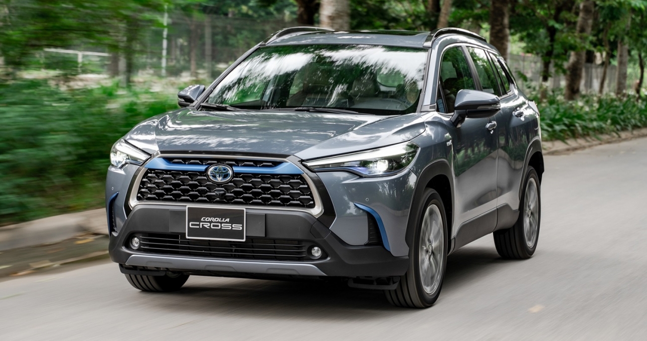 Toyota Corolla Cross bất ngờ lại rơi vào tình trạng 'ép mua thêm lạc'