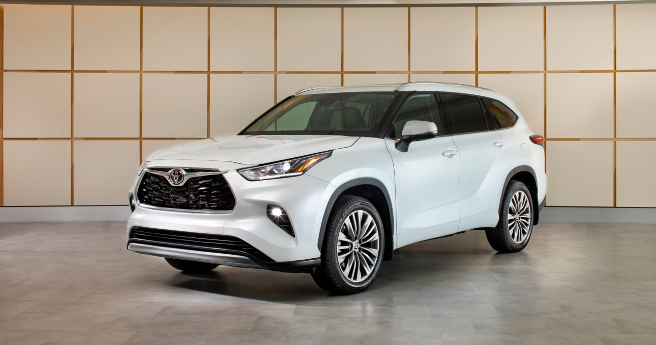 Toyota Highlander 2023 nâng cấp lên động cơ tăng áp mới, cùng biến thể hybrid