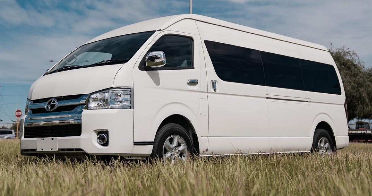 'Bản sao' thú vị của mẫu xe khách 16 chỗ 'quốc dân' Toyota Hiace