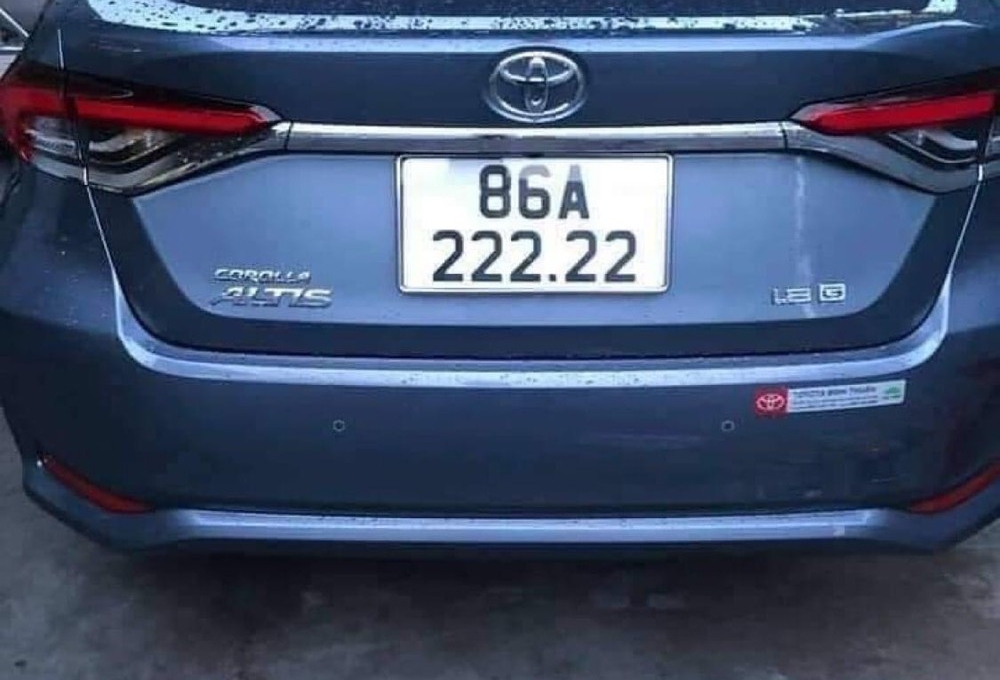 Toyota Corolla Altis bốc trúng biển ngũ quý 2 sẽ được 'sang tay' với giá bao nhiêu?