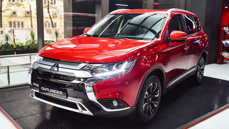 Mitsubishi ưu đãi tháng Ngâu toàn đội hình, Outlander hưởng cao nhất đến 50 triệu đồng