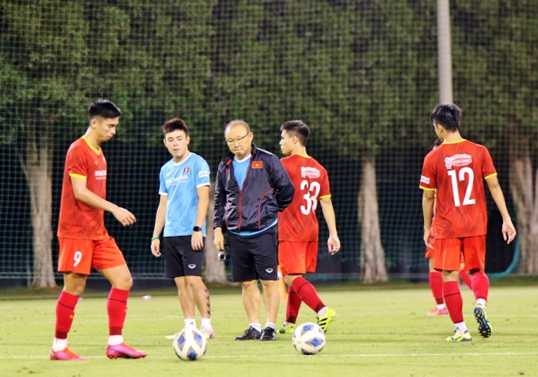 HLV Park mang dàn 'viện binh' hùng hậu cho ĐT Việt Nam