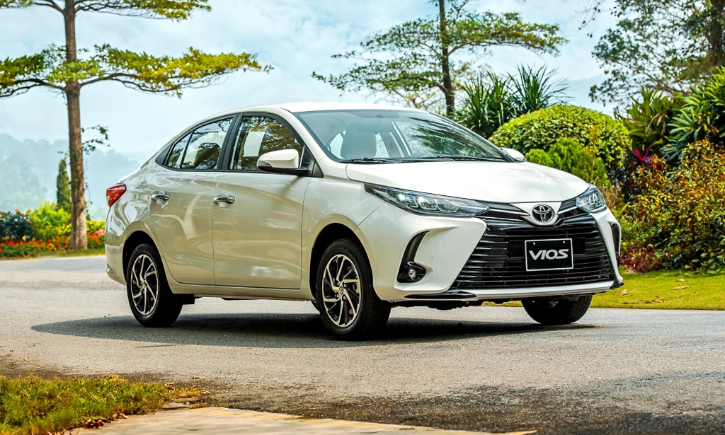 Giá xe Toyota Vios 2021 giảm mạnh, cạnh tranh Hyundai Accent