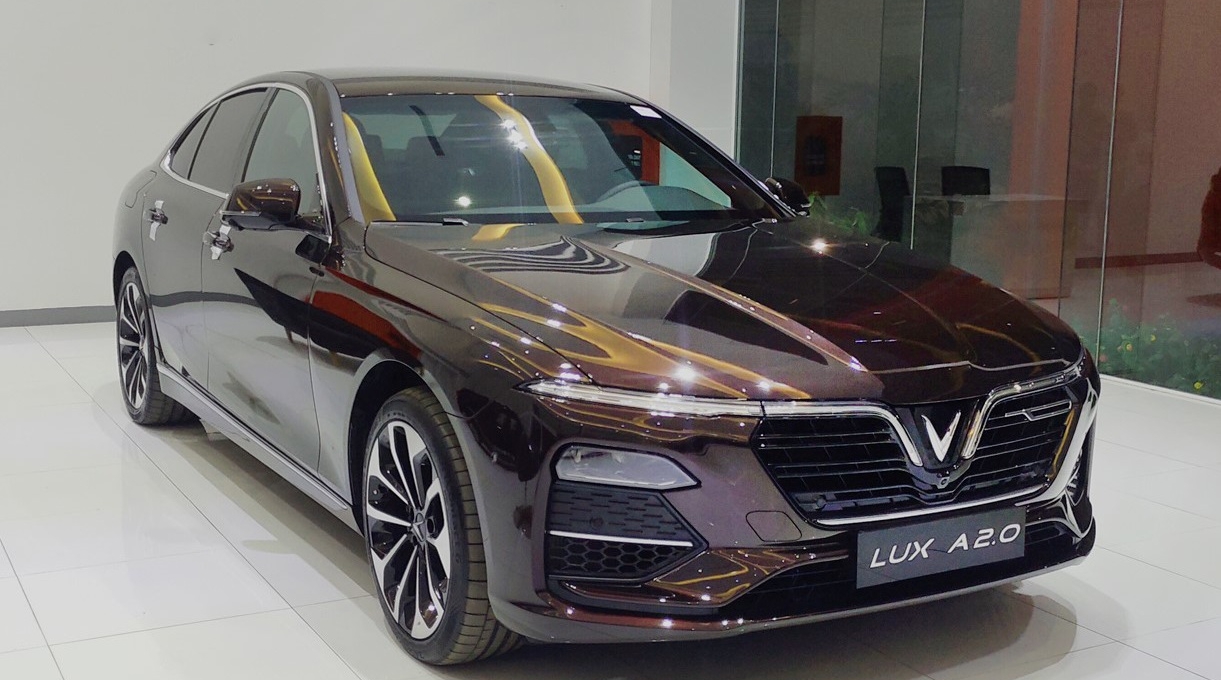 So sánh VinFast Lux A2.0 Tiêu chuẩn và Nâng cao: Nên chọn phiên bản nào?