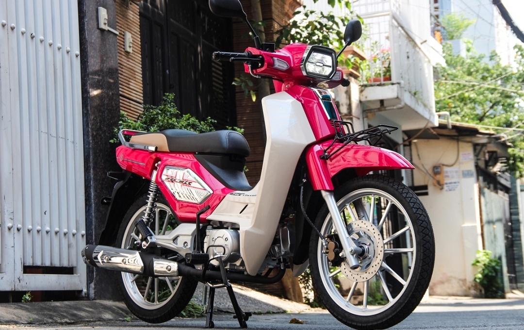 Lô xe Honda Dream “nhái” đầu tiên cập bến Việt Nam, giá 35 triệu đồng