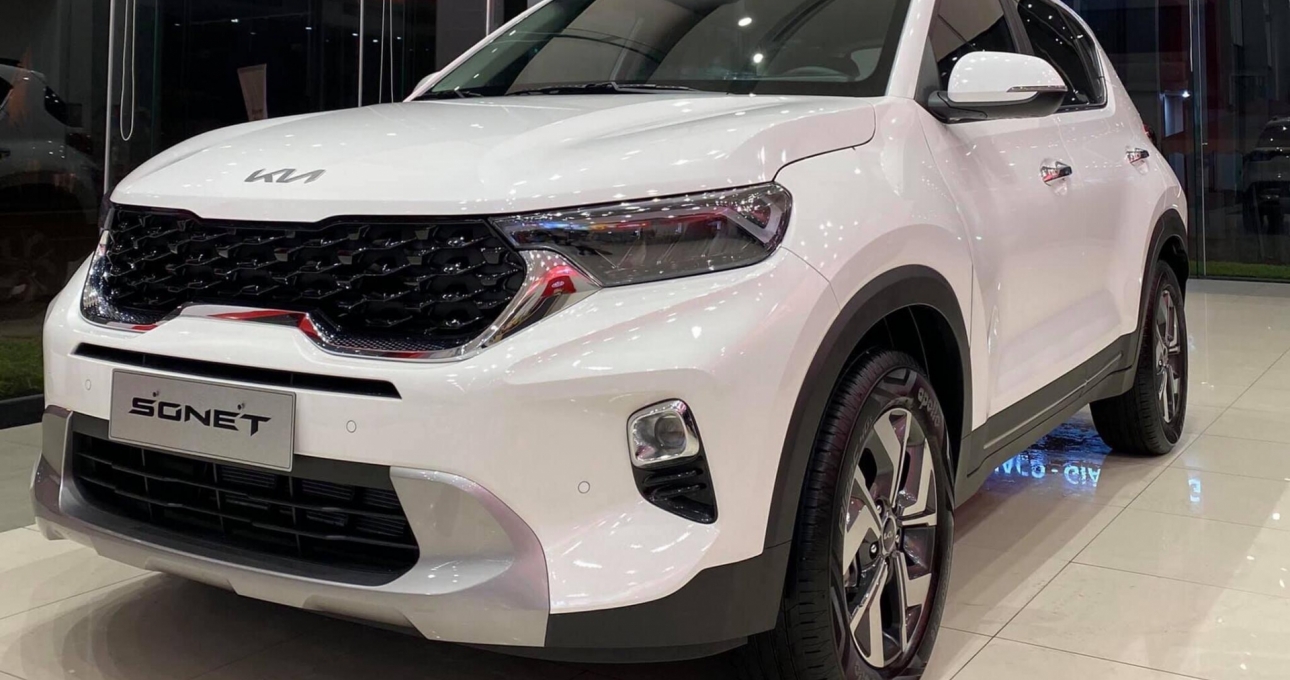 Kia Sonet bất ngờ tăng giá bán, liệu có đủ sức cạnh tranh Toyota Raize?