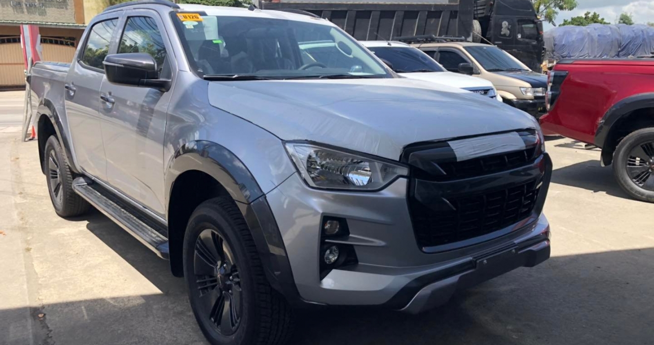 Đối thủ nặng ký của Ford Ranger sắp về Việt Nam, đại lý đã nhận đặt cọc