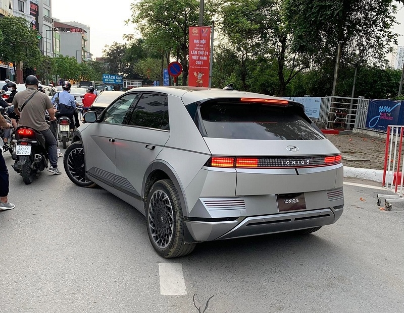 Chưa kịp bán tại Việt Nam, Hyundai Ioniq 5 và KIA EV6 bị triệu do lỗi phần mềm