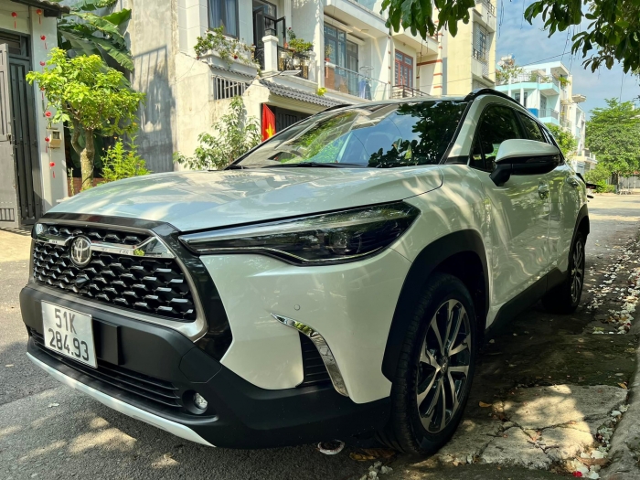 Toyota Corolla Cross “lướt” được rao bán với mức giá không tưởng