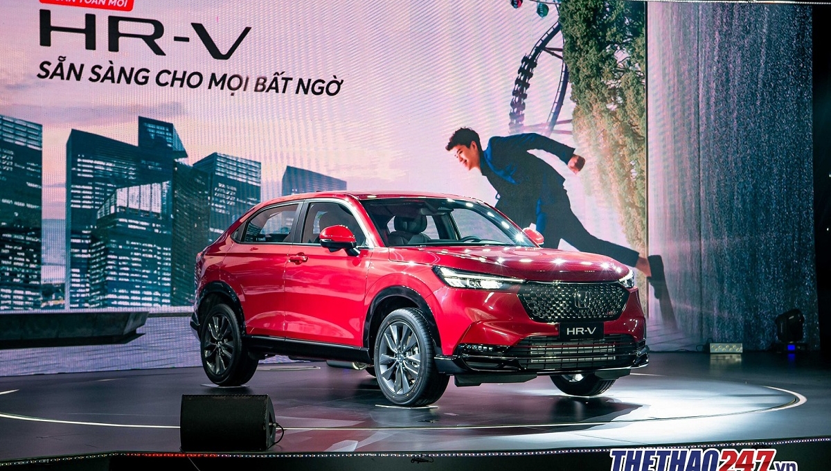 Giá lăn bánh Honda HR-V 2022 vừa ra mắt: Xấp xỉ 1 tỷ đồng với bản RS