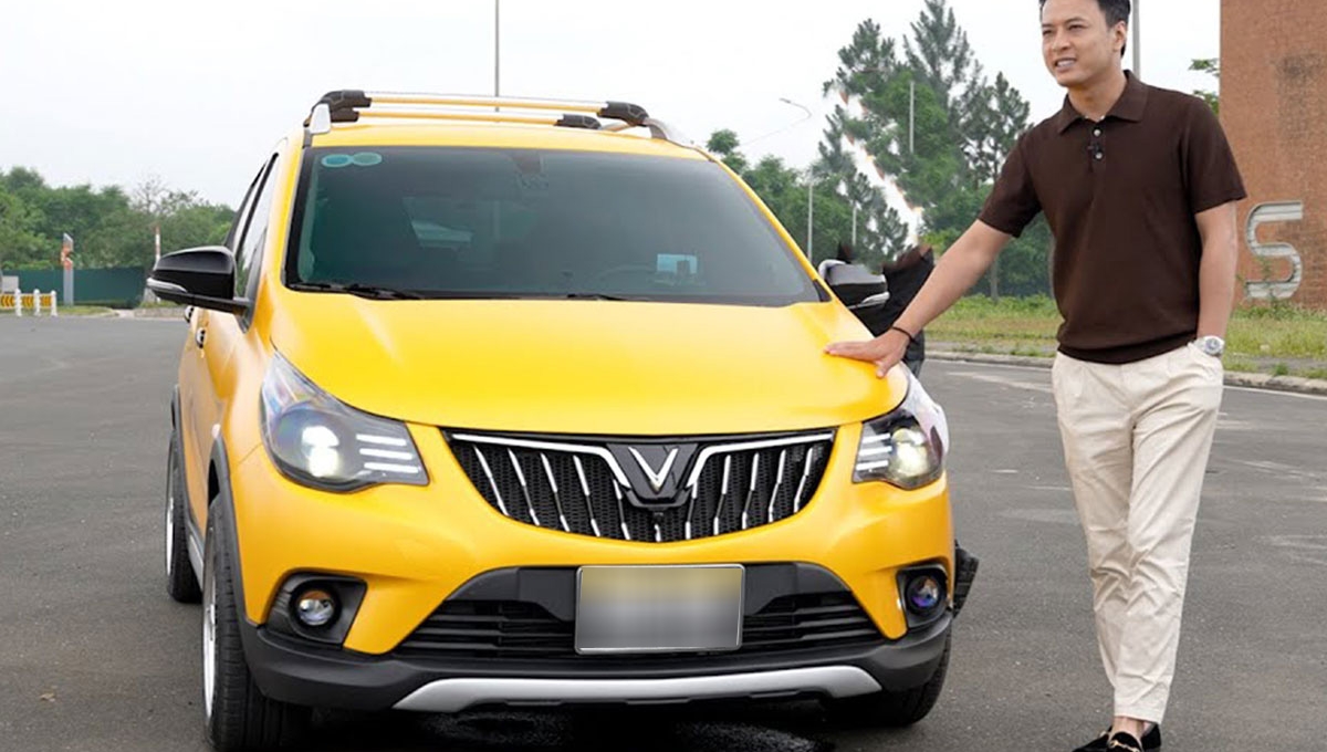 Hồng Đăng chi 400 triệu độ xe VinFast Fadil tặng vợ khiến dân mạng thán phục