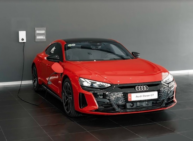 Siêu xe điện đầu tiên của Audi chính thức ra mắt tại Việt Nam