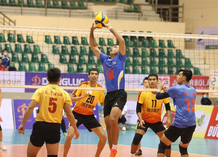 Diễn biến ngày thi đấu thứ 6 của giải bóng chuyền VĐQG 2021: TPHCM thi đấu như lên đồng