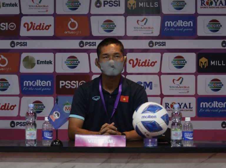 HLV U18 nữ Việt Nam nói gì sau khi đại thắng Campuchia 7-0?