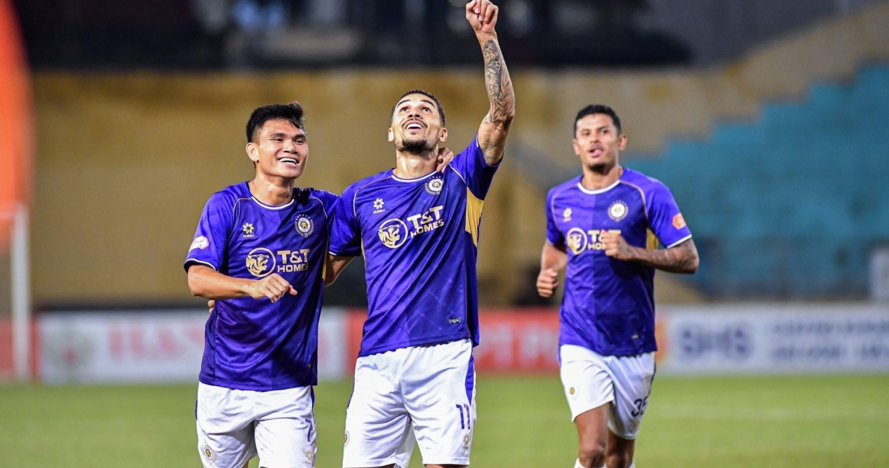 Trực tiếp Nam Định vs Hà Nội: Hoàng Hên đá chính