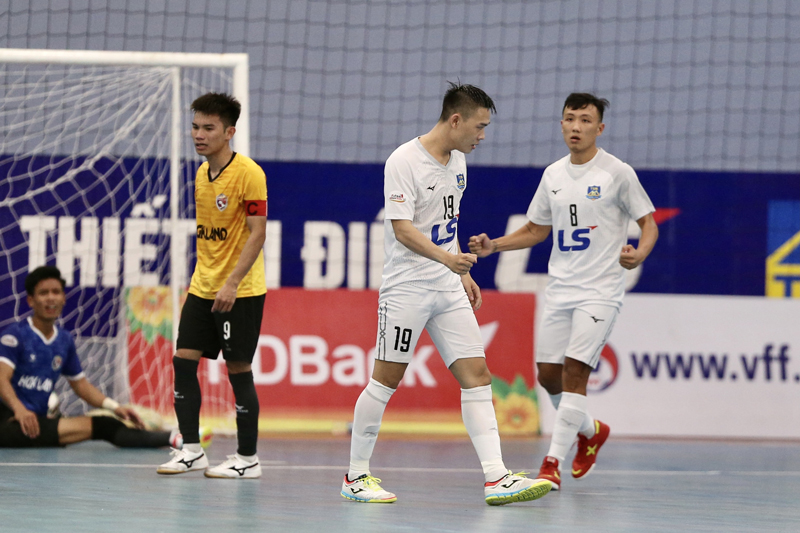 Futsal VĐQG 2021: Thái Sơn Nam gia cố ngôi đầu trước