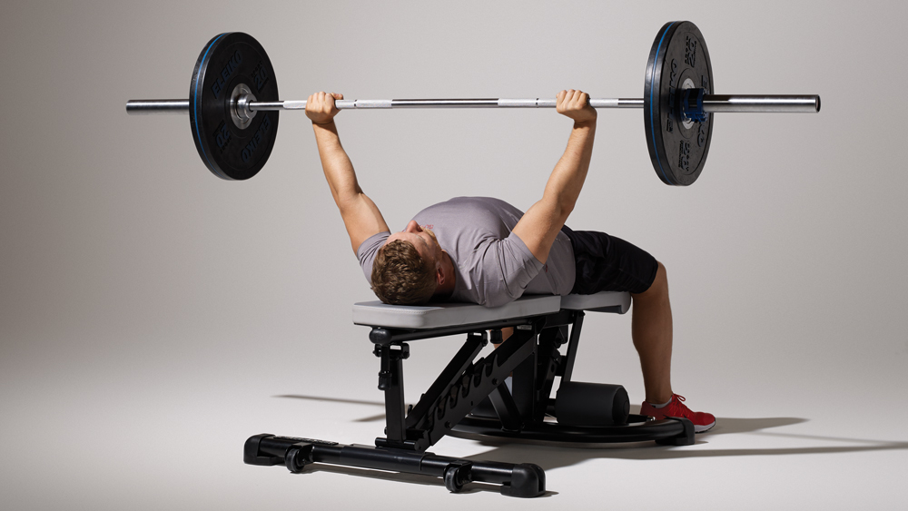 Bench press là gì? Cách thực hiện bài tập cơ ngực lý tưởng