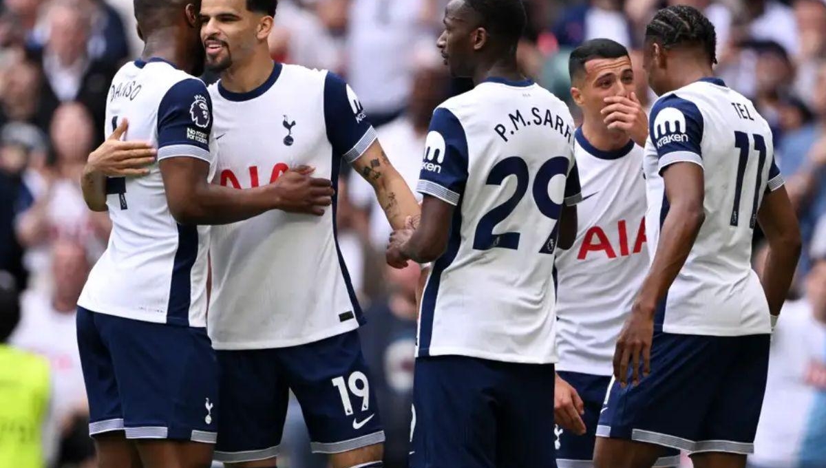 Phòng thay đồ Tottenham 'dậy sóng' sau khi sa thải Postecoglou