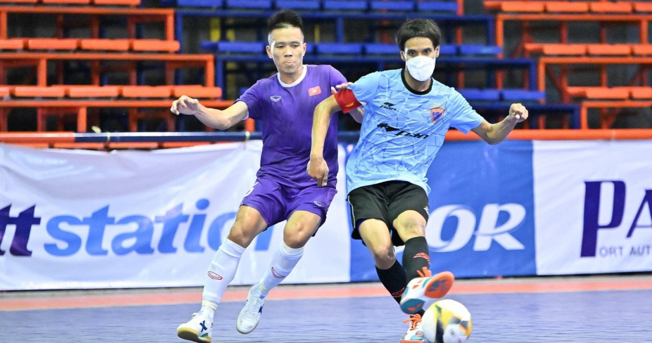 Chạy đà cho SEA Games 31, ĐT futsal Việt Nam thắng tưng bừng tại Thái Lan