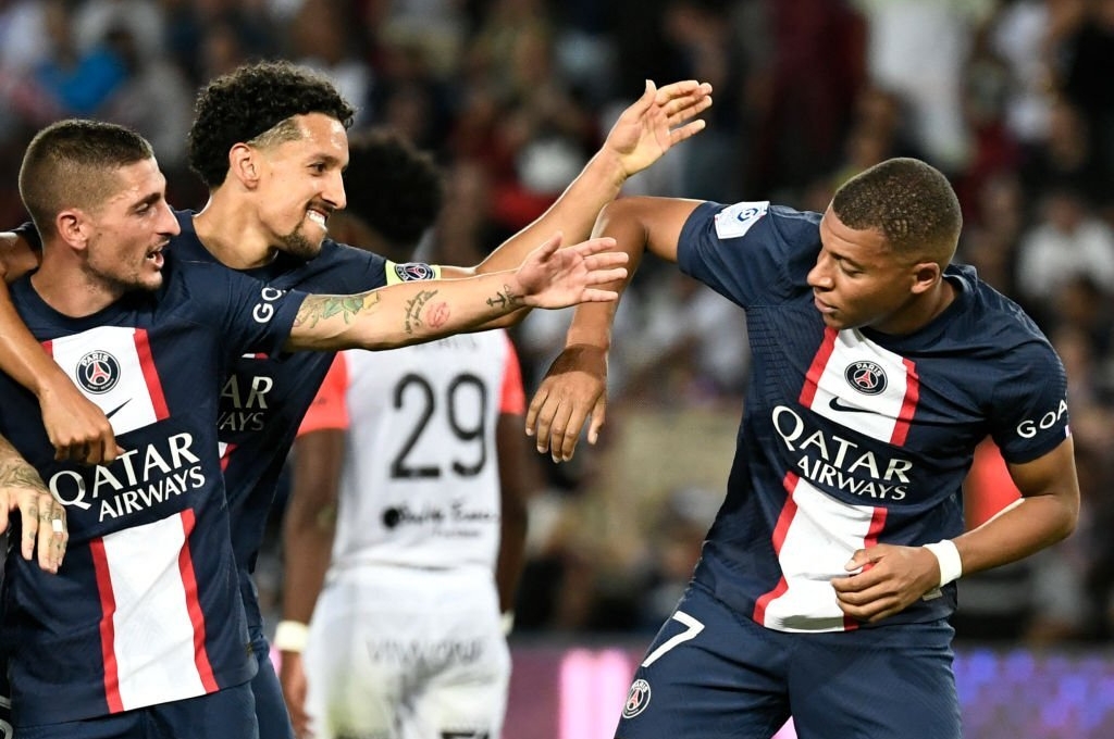 Thấy Mbappe nổi cáu, cầu thủ PSG bất ngờ 'vui như mở hội'
