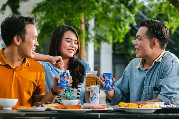 Người hâm mộ có cơ hội trúng bóng vàng 1 tỷ đồng