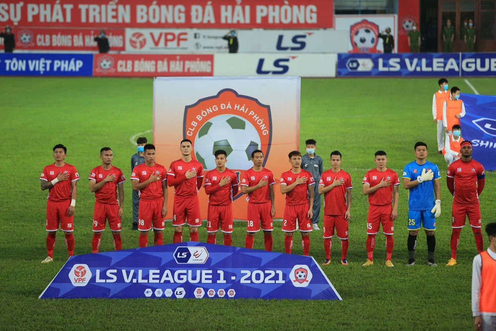 Hải Phòng nhận thưởng nóng ngay sau trận thắng nghẹt thở