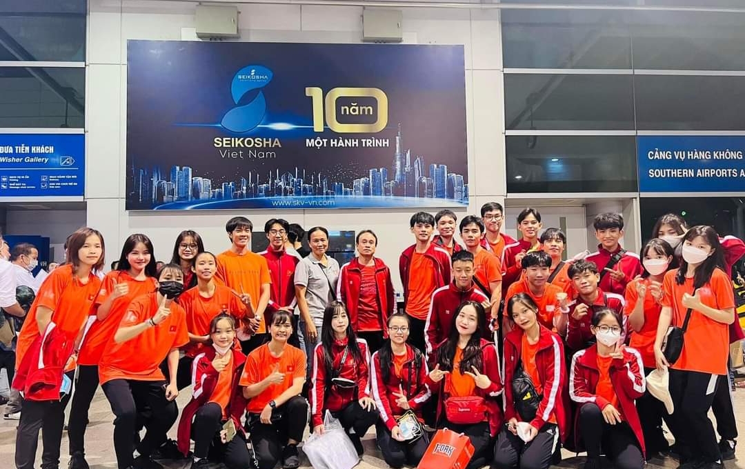 Châu Tuyết Vân cùng tuyển Teakwondo Việt Nam lên đường 'chinh phục' giải đấu thế giới