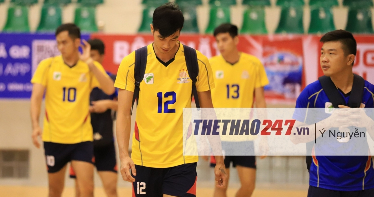 Đội bóng chuyền nam TP. HCM 'nhận tin dữ' sau thất bại trong năm 2022