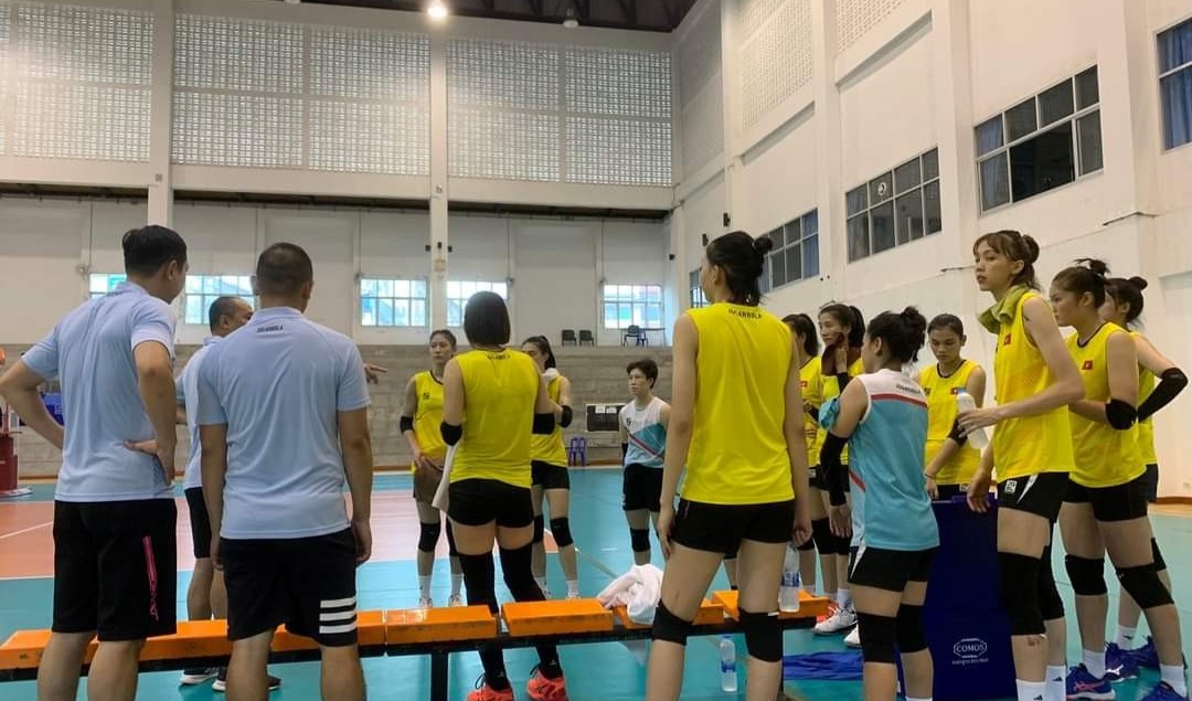 Thái Lan 'đánh bại' tuyển bóng chuyền nữ Việt Nam trong trận giao hữu