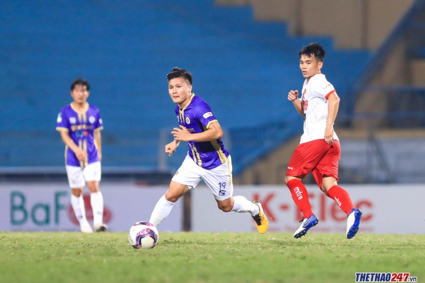 Người đại diện: 'Quang Hải xuất ngoại có thể chưa chắc kiếm được nhiều tiền như ở Việt Nam'