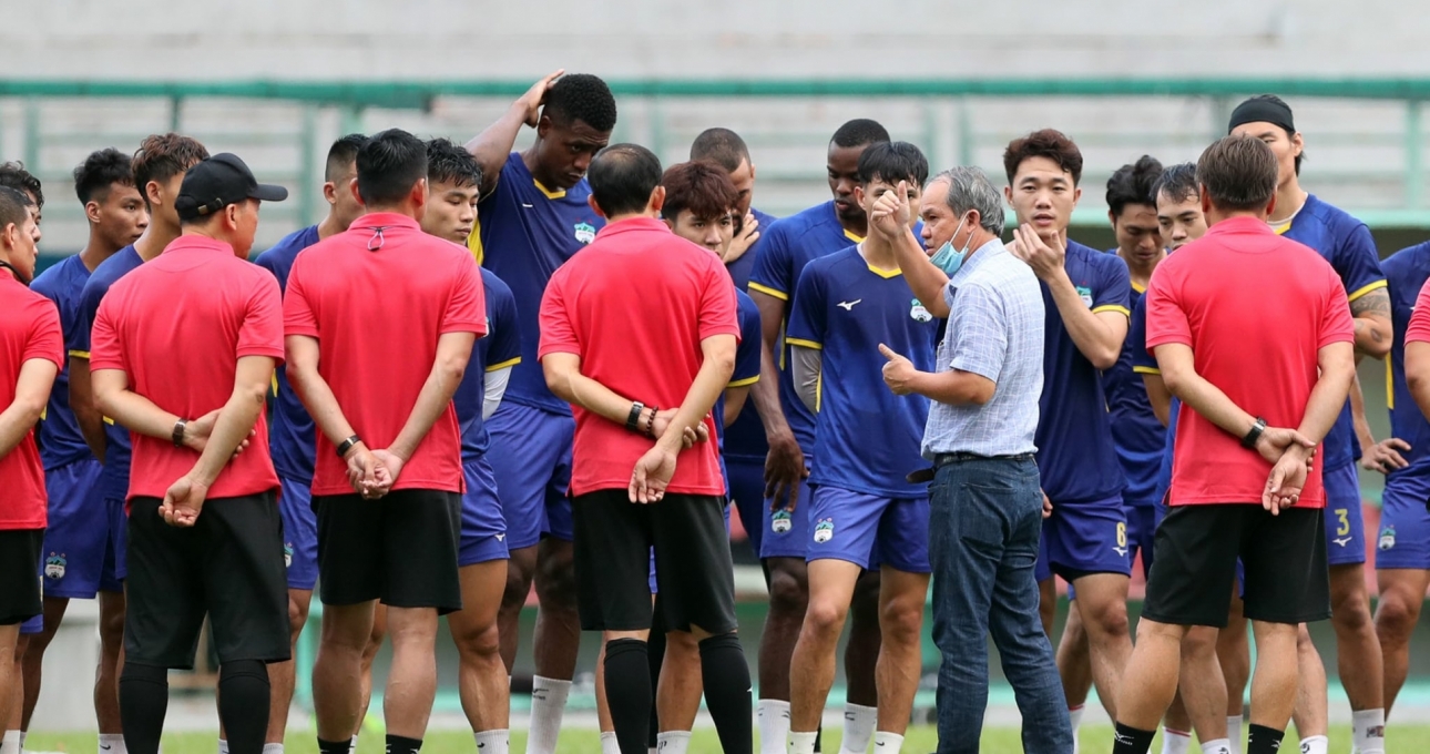 Bầu Đức 'bơm doping' cho HAGL