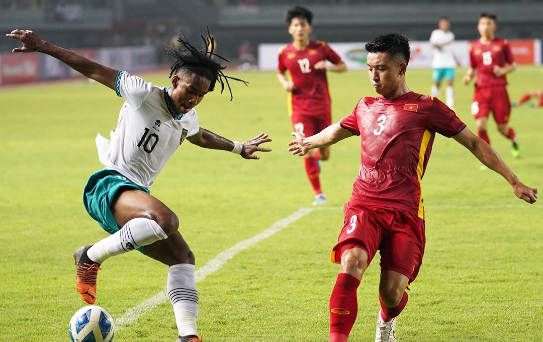 Indonesia dọa 'nghỉ chơi' với Đông Nam Á, gia nhập liên đoàn của Nhật Bản và Hàn Quốc