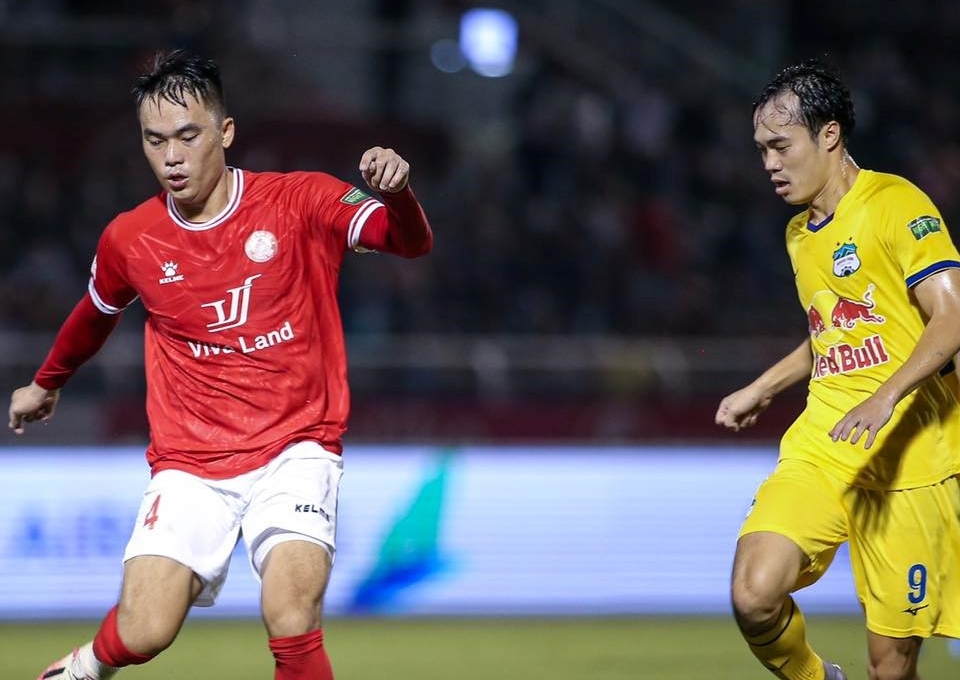 CLB TPHCM để thua trên sân nhà