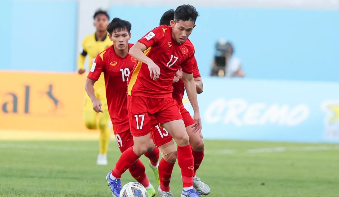 Gây ấn tượng tại châu Á, 'Quang Hải đệ nhị' chưa rõ cơ hội đá V-League