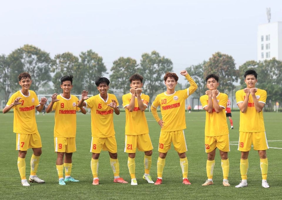 Đàn em Công Phượng, Xuân Trường tỏa sáng, HAGL giành thắng lợi tưng bừng