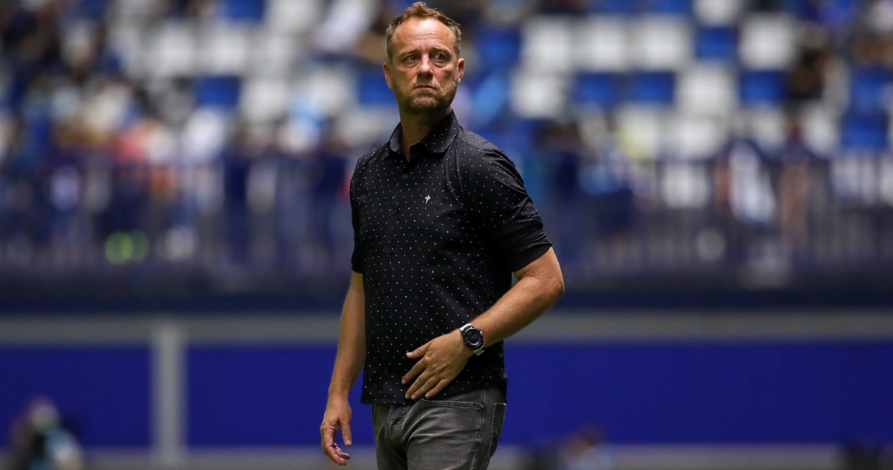 Thua đau đội Tây Á, HLV Polking 'đổ lỗi' do Thái Lan thiếu trụ cột