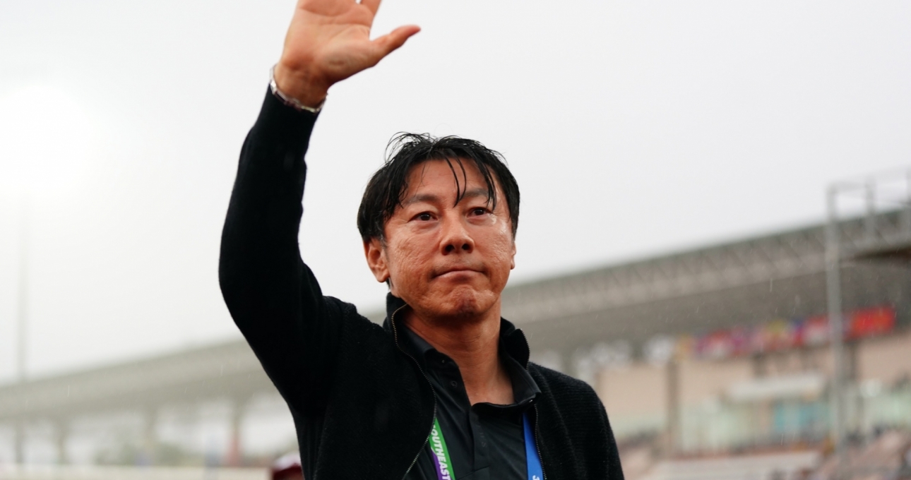 LĐBĐ Indonesia họp gấp, HLV Shin Tae-yong đứng trước cảnh mất ghế ĐTQG