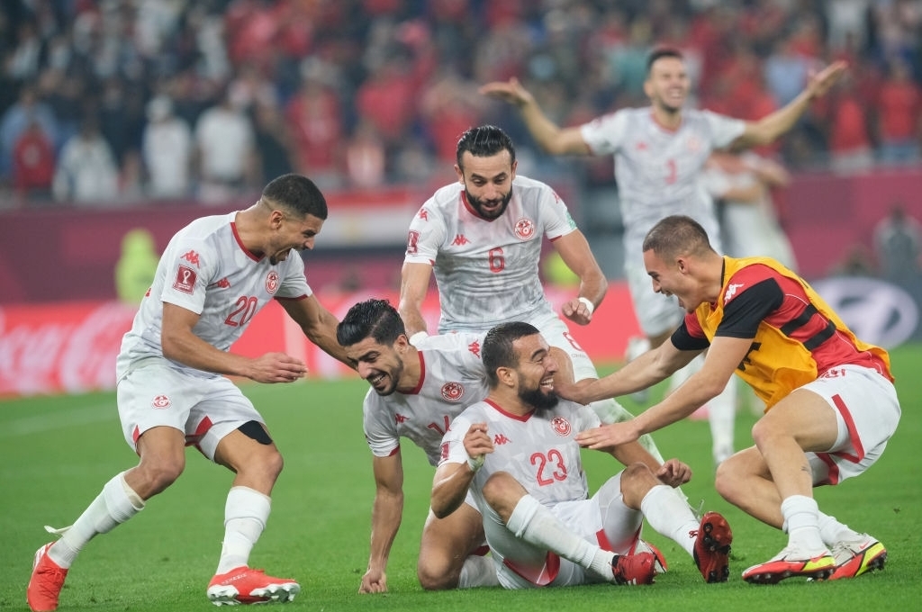 Đả bại đối thủ hạng 45 FIFA, Tunisia hiên ngang tiến vào trận chung kết Arab Cup