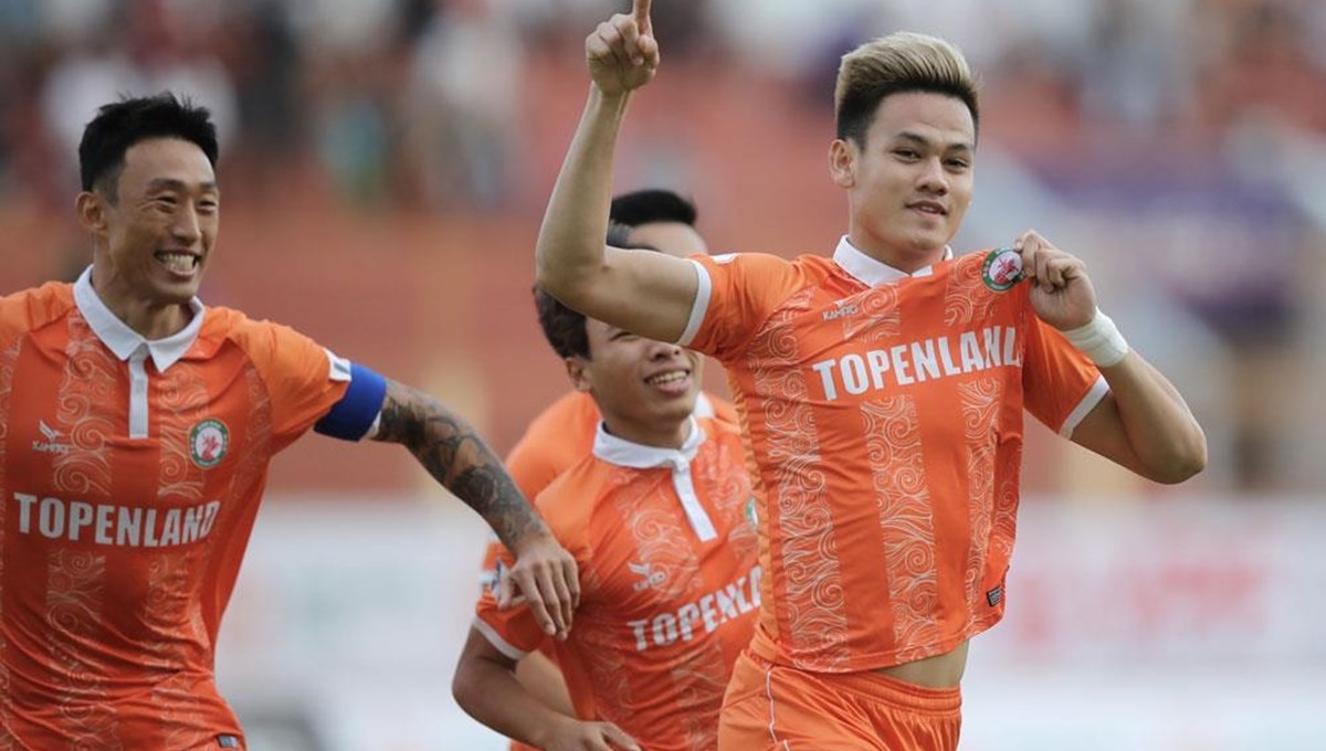 Xuất sắc đả bại chủ nhà, Bình Dương có chiến thắng đầu tiên tại Cúp Hoàng đế Quang Trung